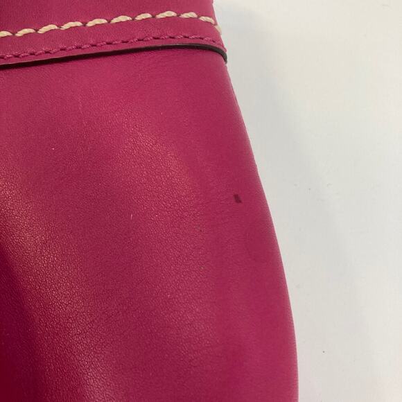 Coach Large magenta leather wristlet with charm - Picture 4 of 7